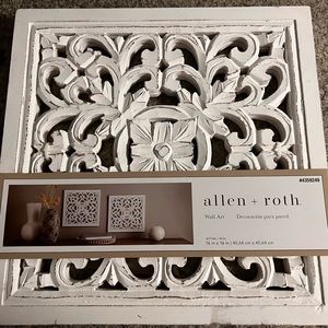 Set of 2 wall art. Brand new